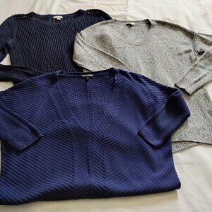 MIXED LOT of 3 SWEATERS Size XS/26 - Express - GAP